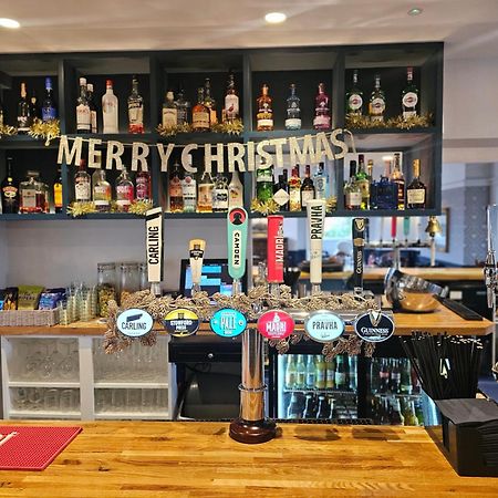 The Old Railway Hotel Porton 외부 사진