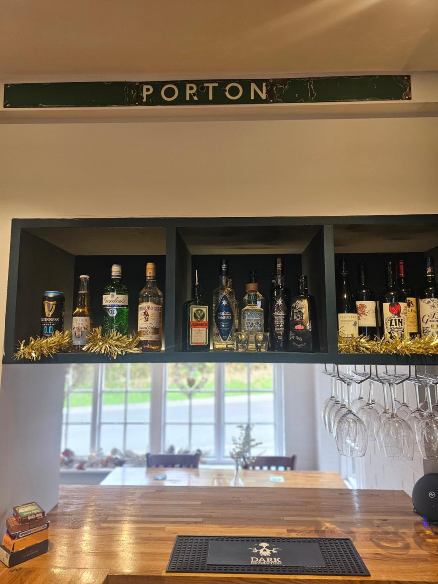 The Old Railway Hotel Porton 외부 사진